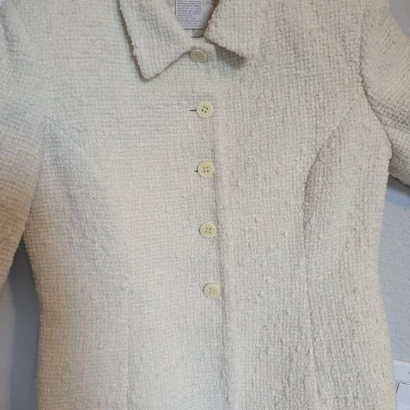 Cream Boucle Cropped Jacket | 8 | Jones New York | EUC | Rich Mom - Picture 3 of 9